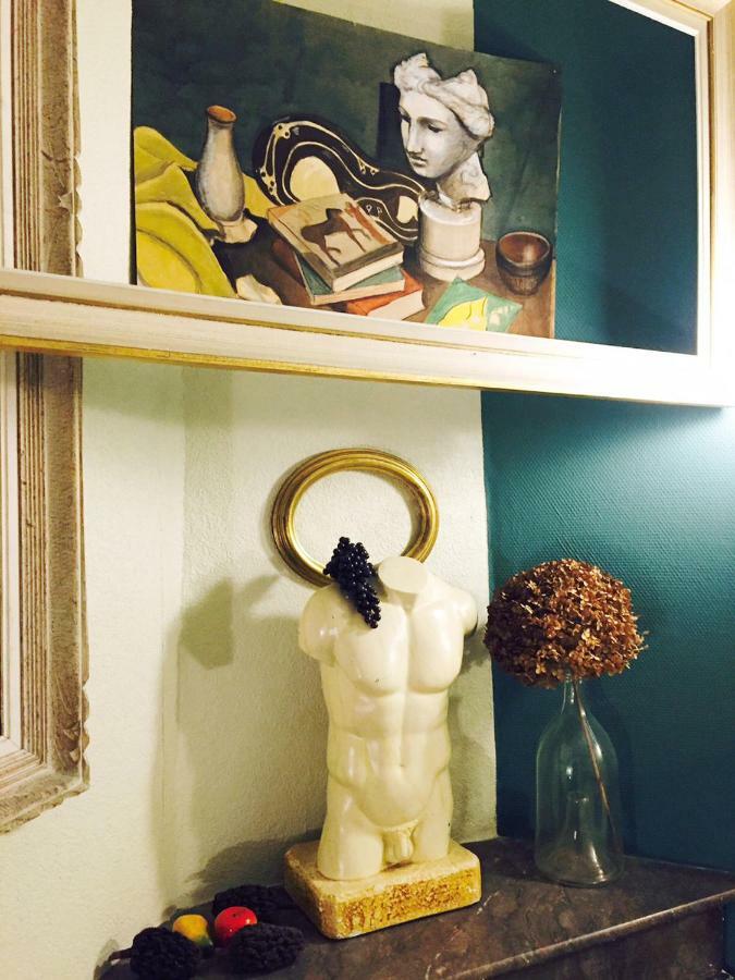 ホテル オーベルジュ デ ランパール ラヴァル エクステリア 写真